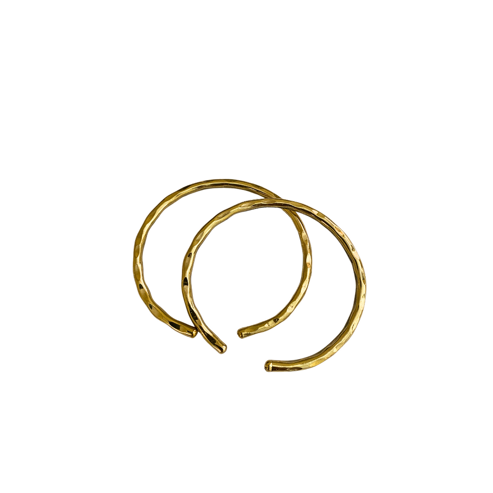 
            
                Load image into Gallery viewer, Hammered Brass Bangles
            
        